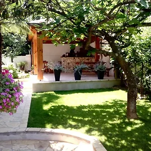 apartments-peloza.in-istria.net/